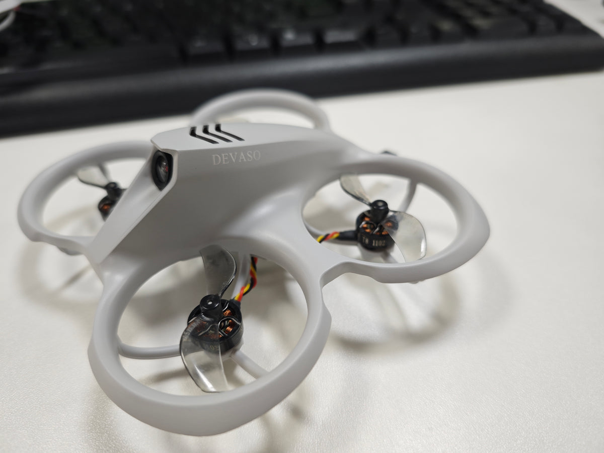 DEVASO 78g Flying Toys Training FPV Drone Festival Gift