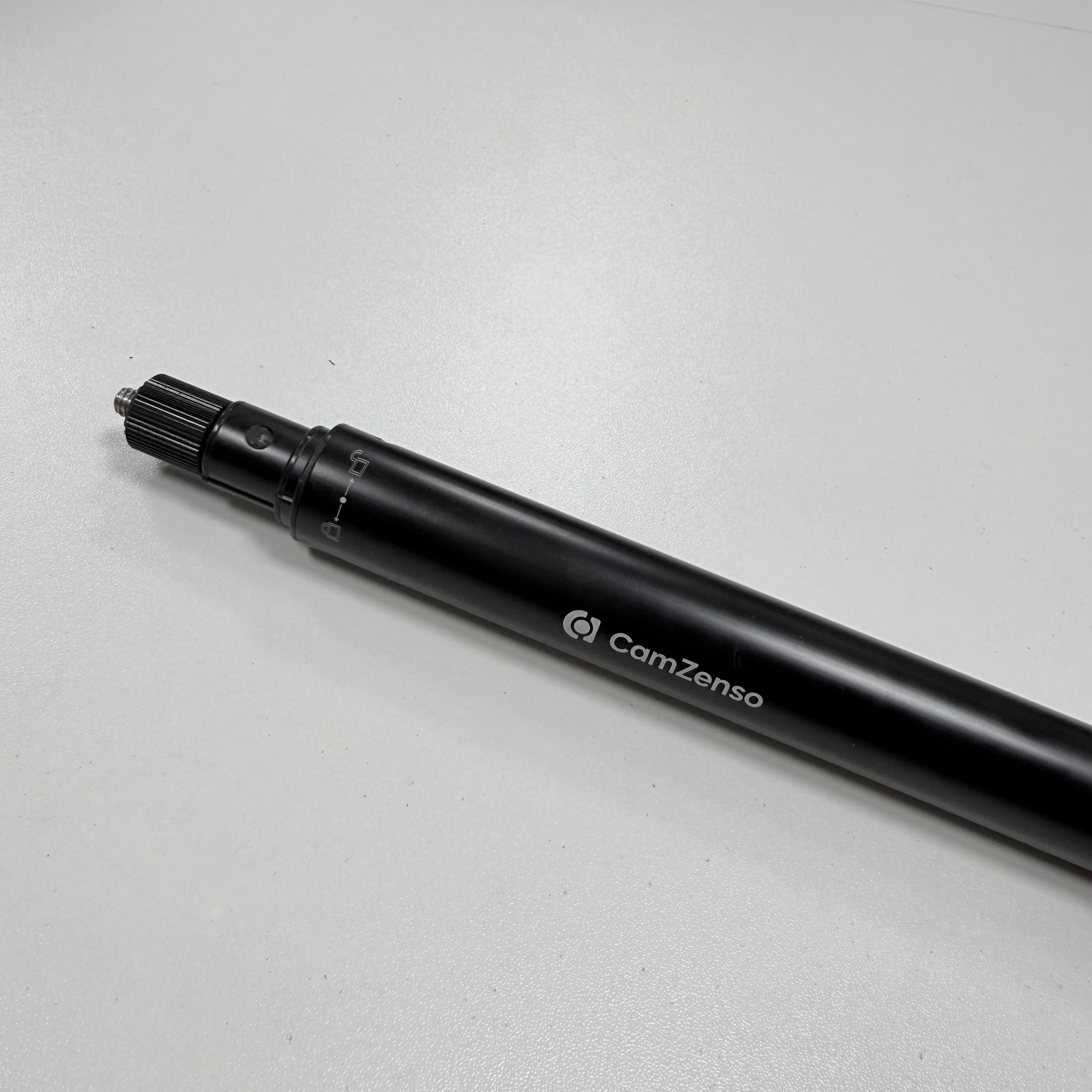 Camzenso action camera selfie stick has a 1/4 interface