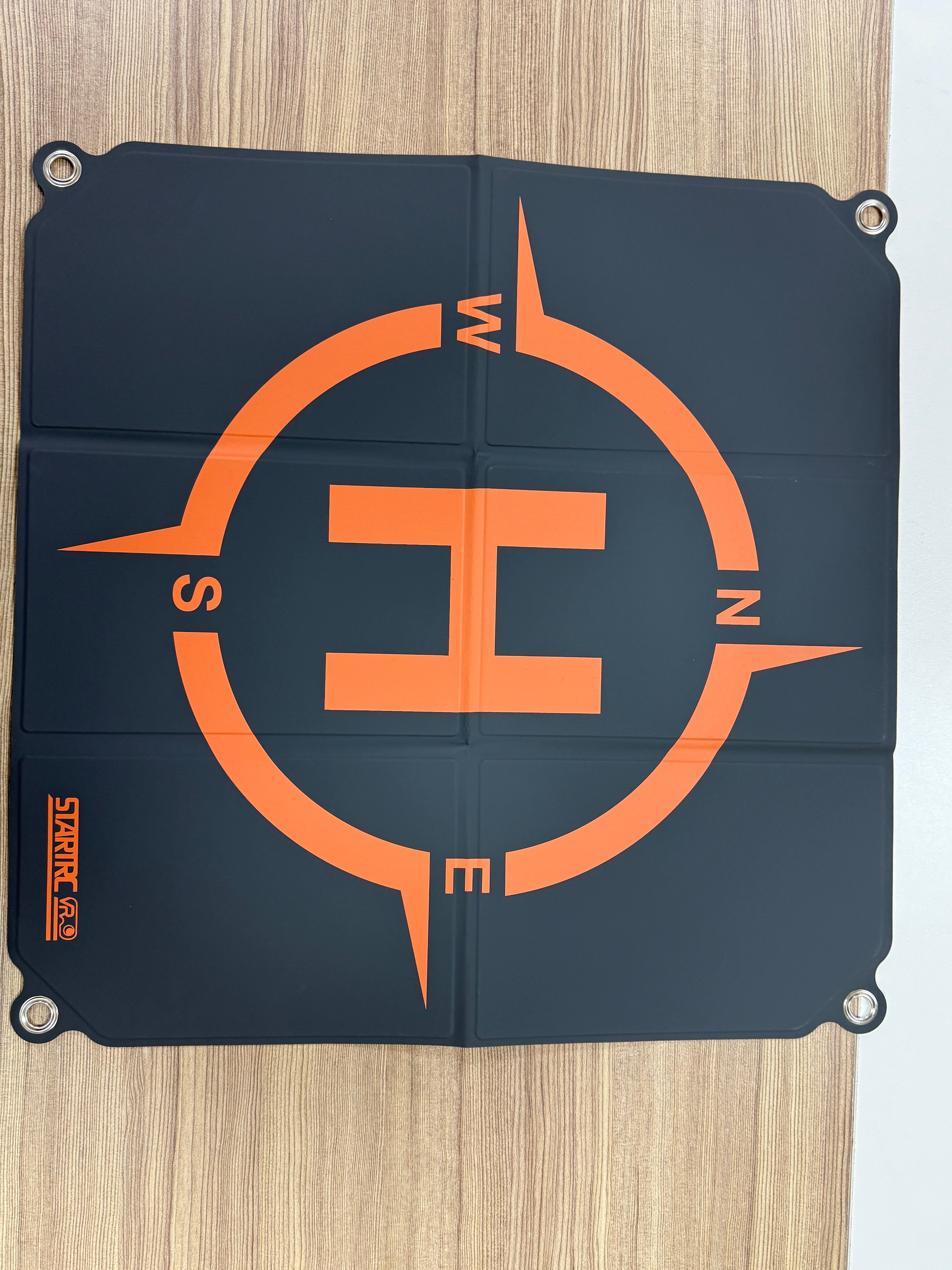 STARTRC VR protective mat for video game interaction