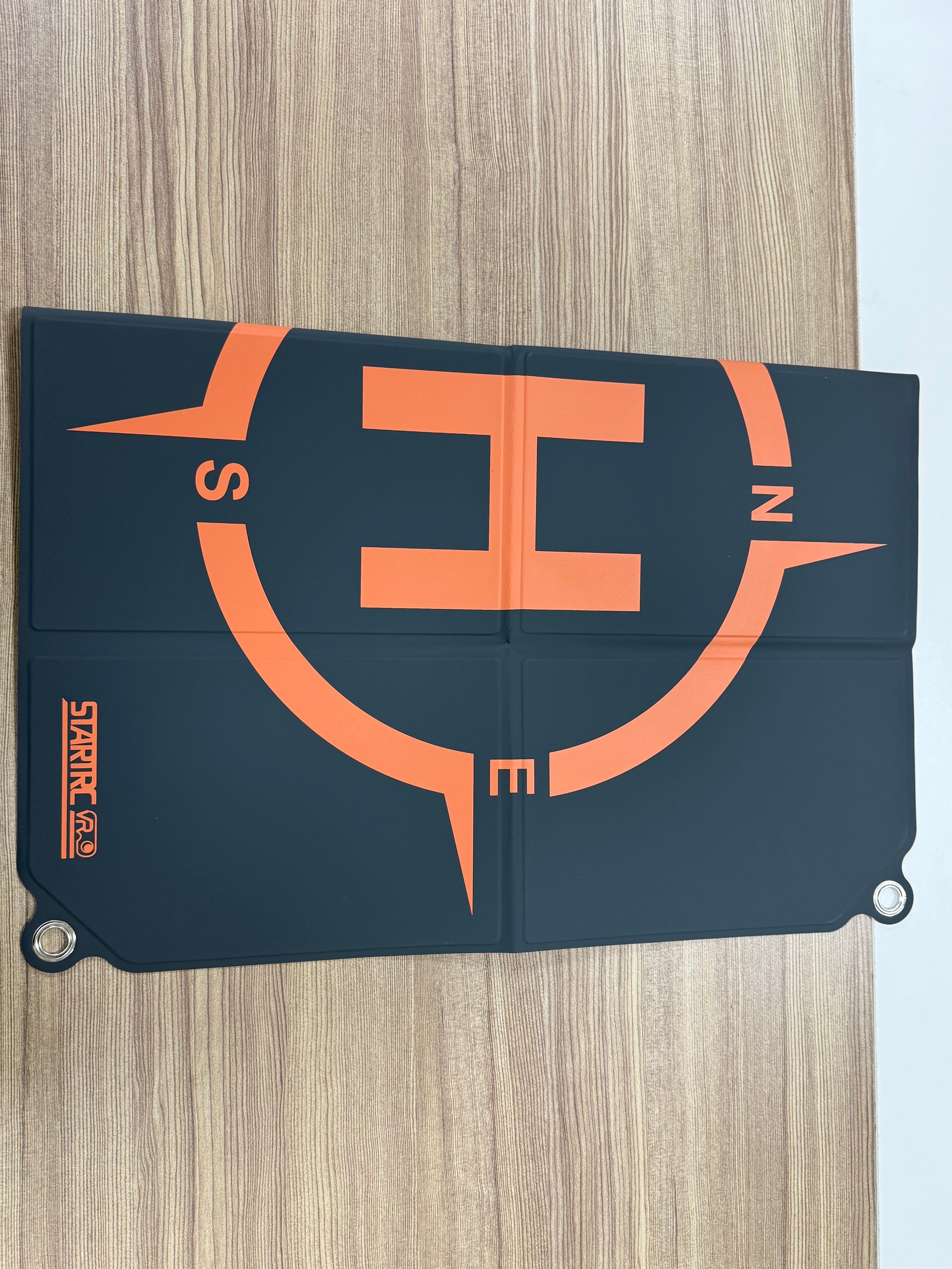 STARTRC VR protective mat for video game interaction
