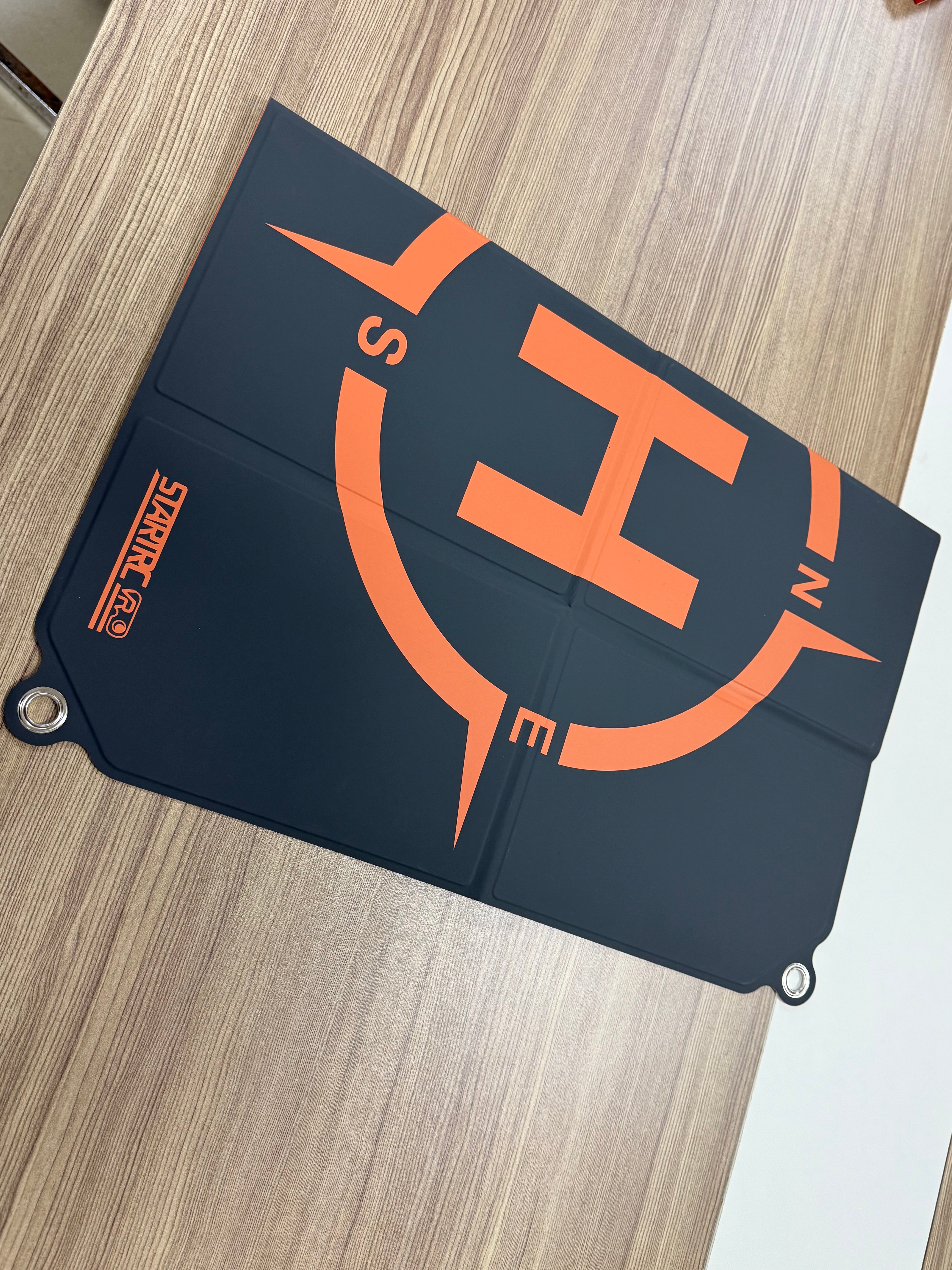 STARTRC VR protective mat for video game interaction