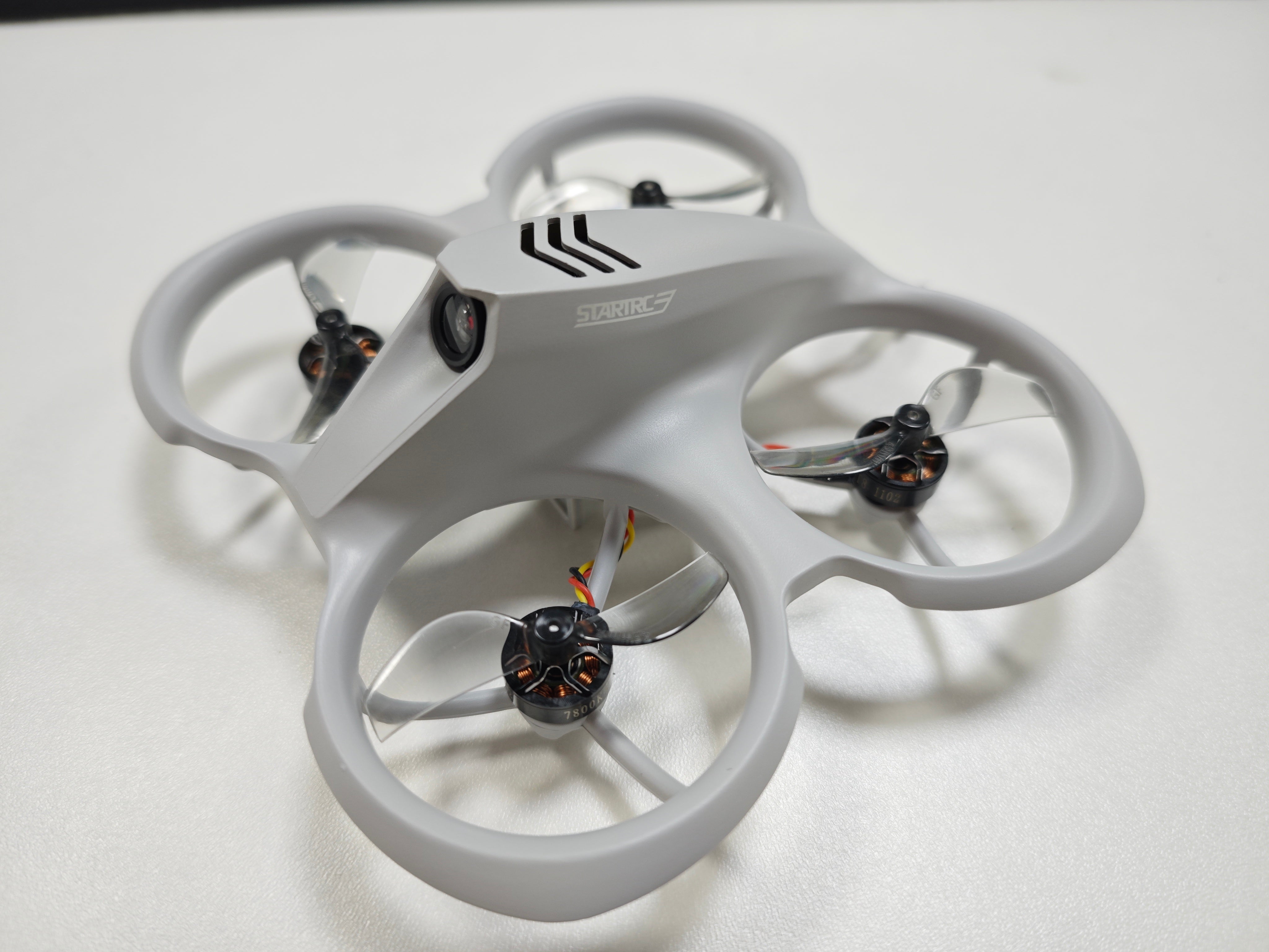STARTRCE Train the unmanned aerial vehicle (UAV) micro FPV traverse aircraft 20-minute flight
